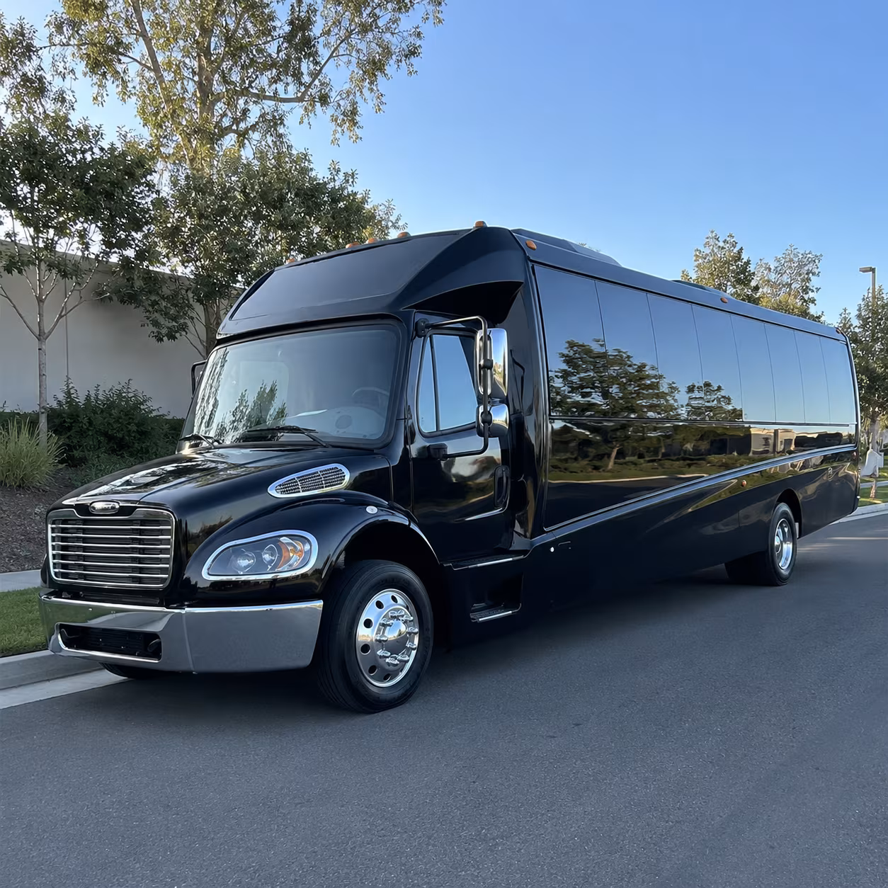 hotel shuttles for conferences and business travel